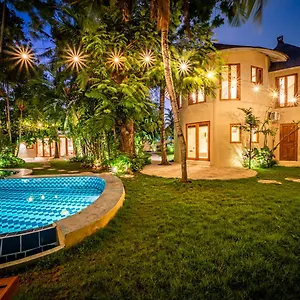 Meraki, 6br, Incl Breakfast, Heart Of Seminyak, Walking Distance To Restaurants, Bars And Shops, Tropical Garden Seminyak (Bali)
